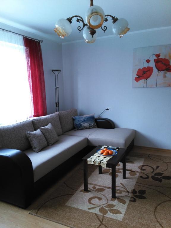 Gratarre Apartment Kuressaare Buitenkant foto