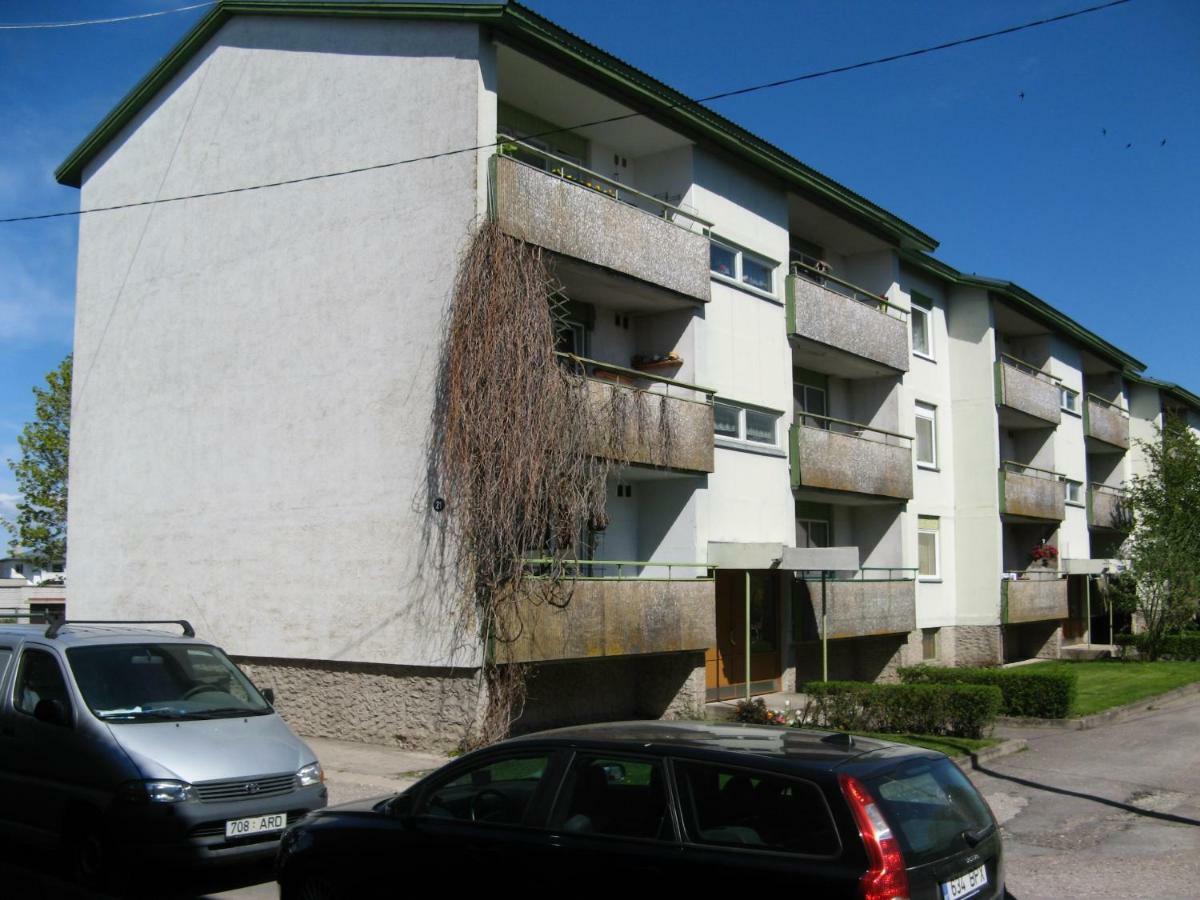Gratarre Apartment Kuressaare Buitenkant foto